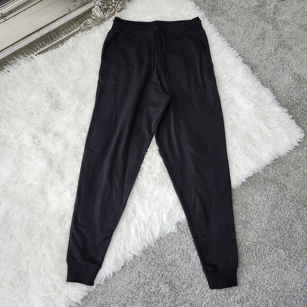 Sun Tees Basic Black Joggers. Size Large. New without tags. .